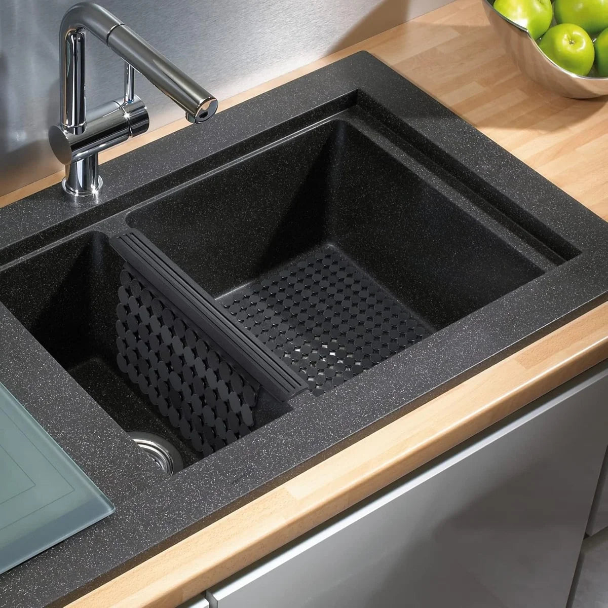 Bligli PVC Sink Divider Mat - 12.2"x4.7", Non-Slip with 6 Suction Cups, Scratch & Stain Resistant, Fits Divided Basins, Easy to Clean